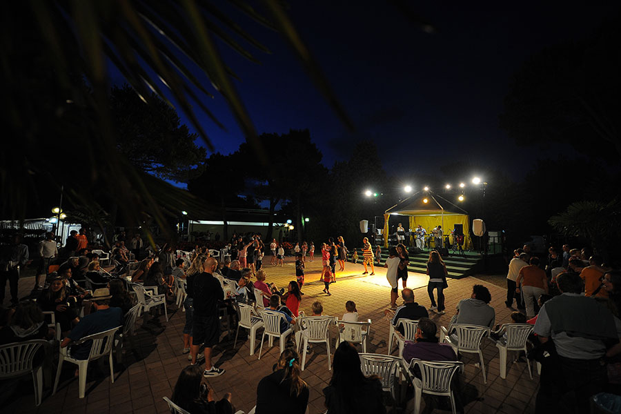 Intrattenimento degli ospiti con animazione serale